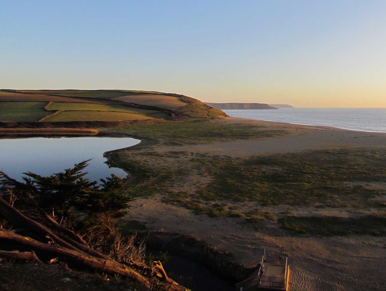 Loe Bar